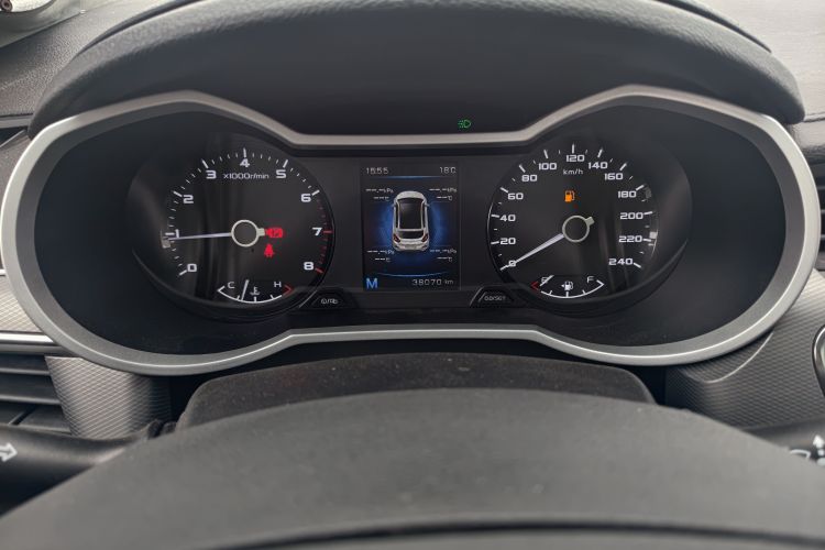 GEELY Emgrand GS 2018 car image #12