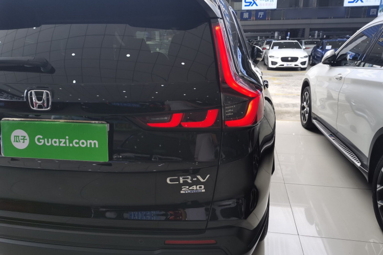 Honda CR-V 2023 immagine di auto #8