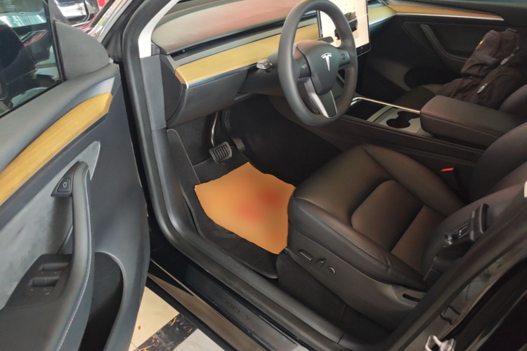 Tesla Model Y 2022 #16 Tesla Model Y 2022 car image #16
