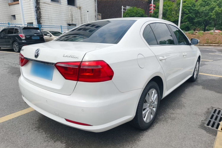 Volkswagen Lavida 2016 car image #7