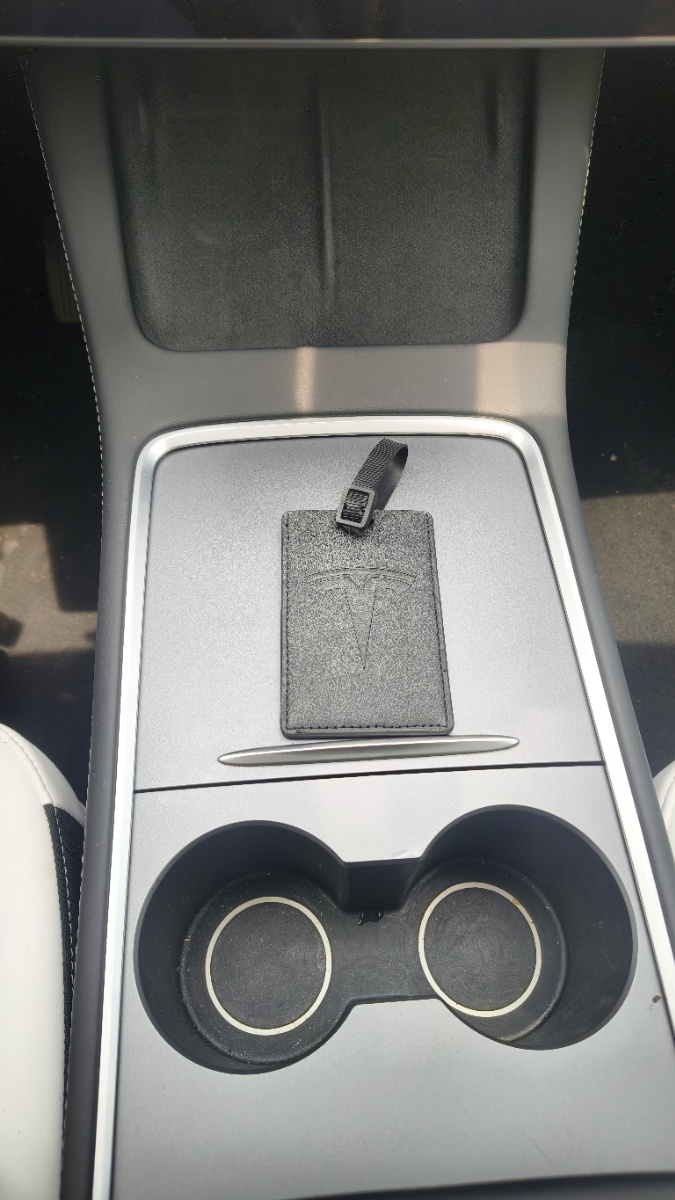 Tesla Model Y 2023 #13 Tesla Model Y 2023 car image #13