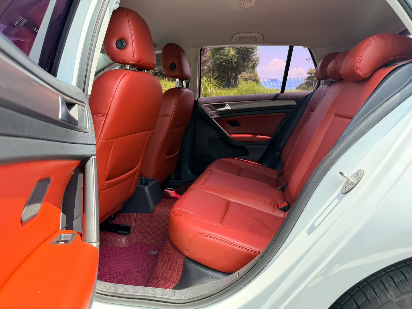 Volkswagen Golf 2016 car image #6