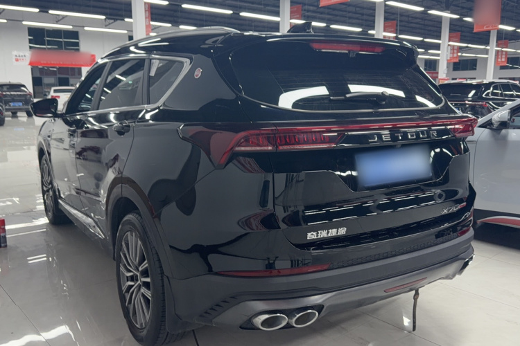 Jetour X70 PLUS 2023 car image #7