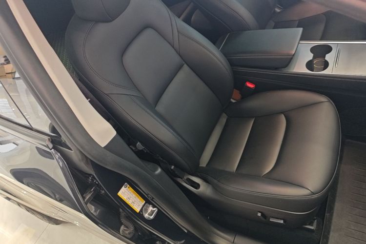 Tesla Model Y 2024 #24 Tesla Model Y 2024 car image #24