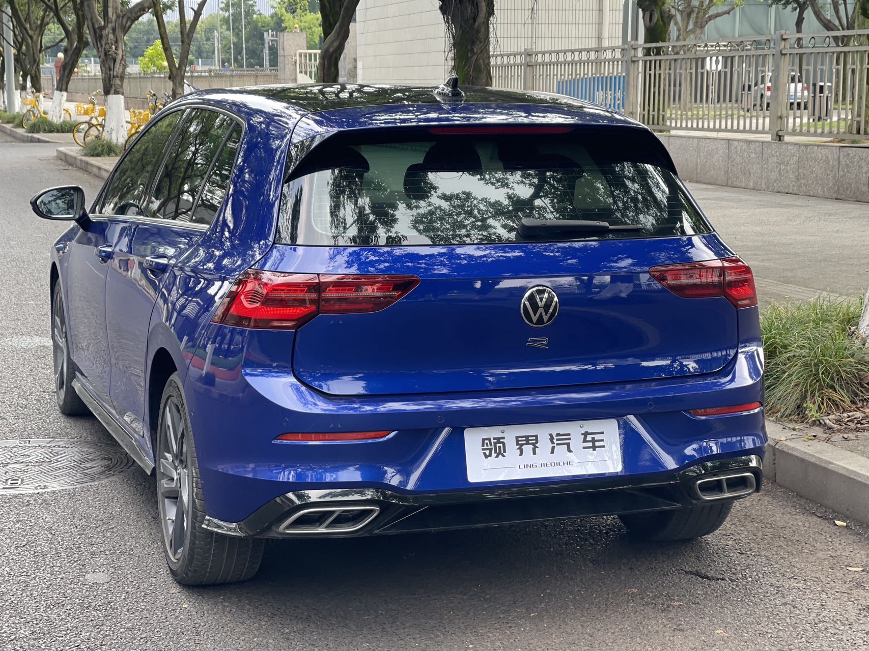 Volkswagen Golf 2021 car image #7