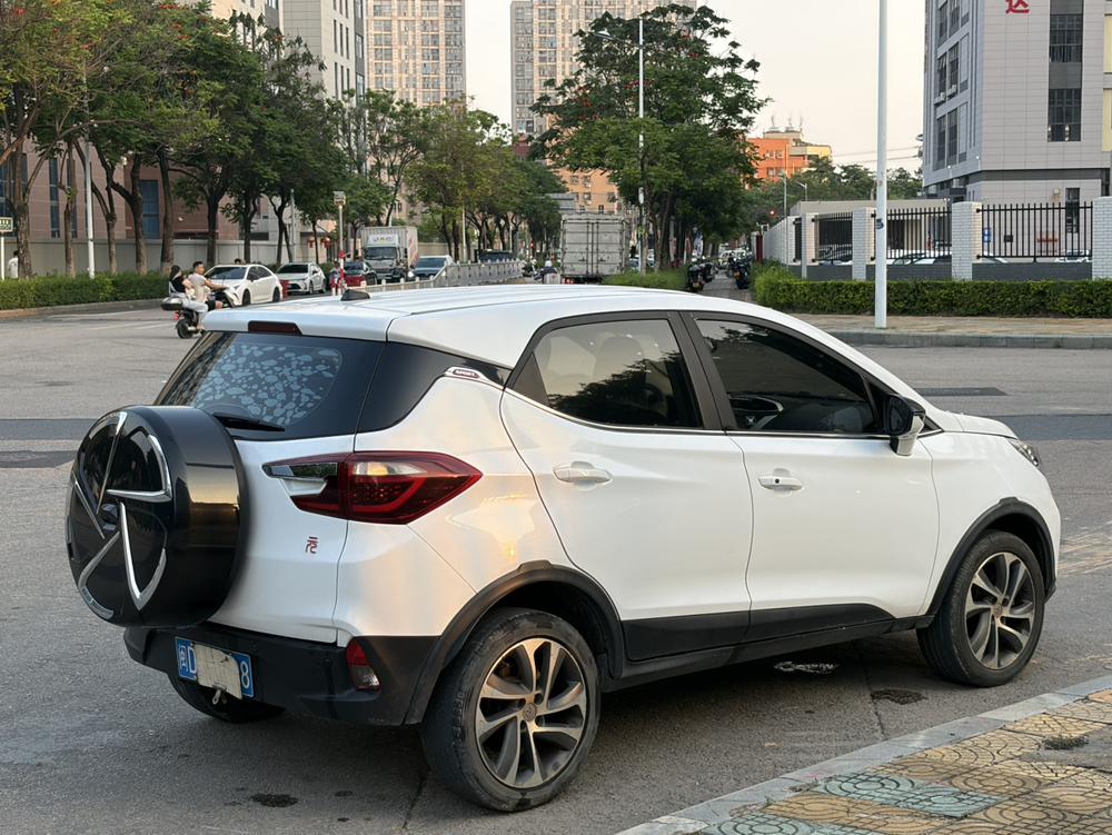 BYD Yuan 2018 car image #6