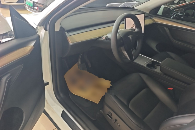 Tesla Model Y 2022 #16 Tesla Model Y 2022 car image #16