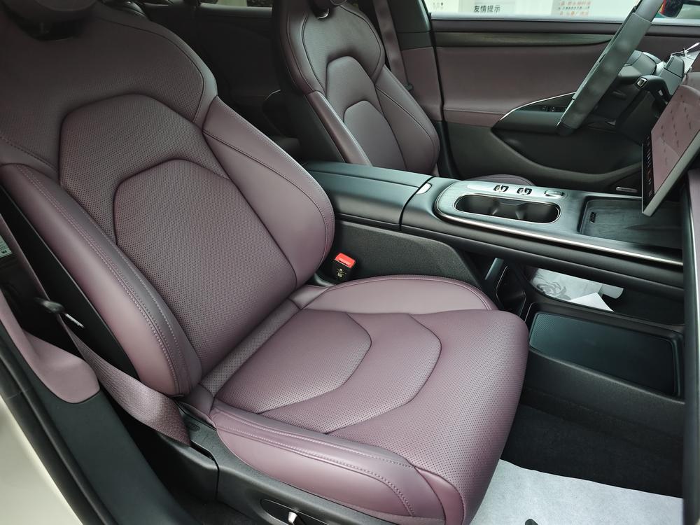 2025 #17 2025 immagine di auto #17