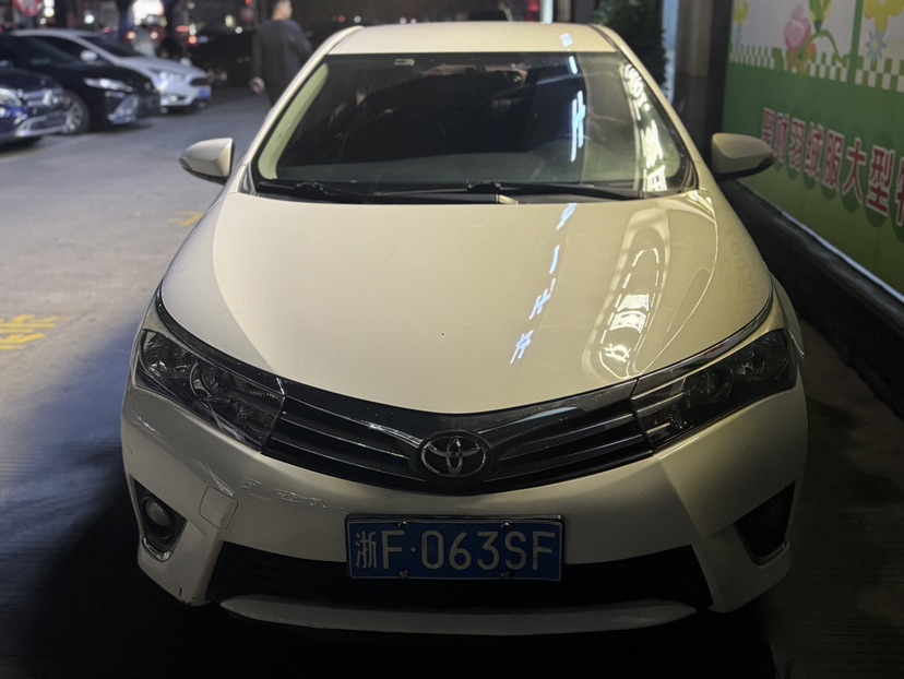2015 car image #2