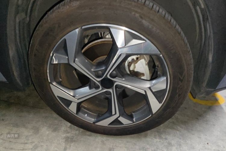 GEELY Boyue L 2023 car image #9