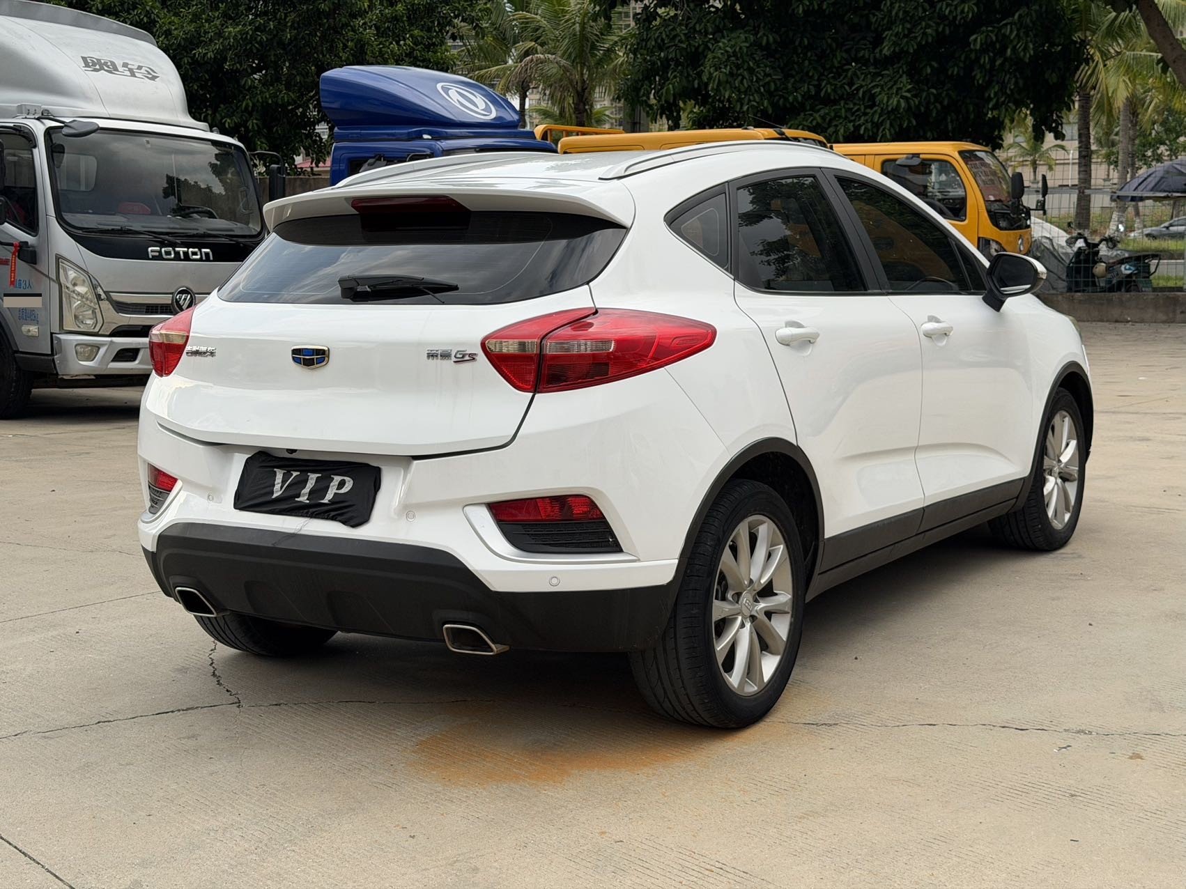 GEELY Emgrand GS 2017 car image #9