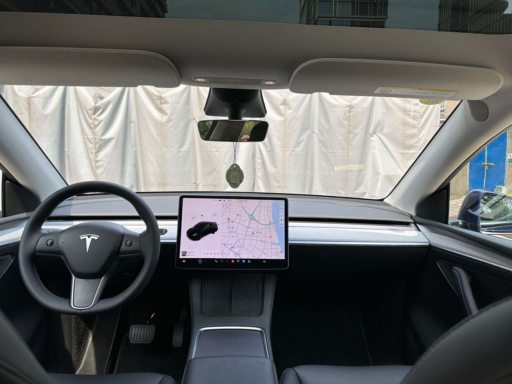 Tesla Model Y 2024 #3 Tesla Model Y 2024 car image #3