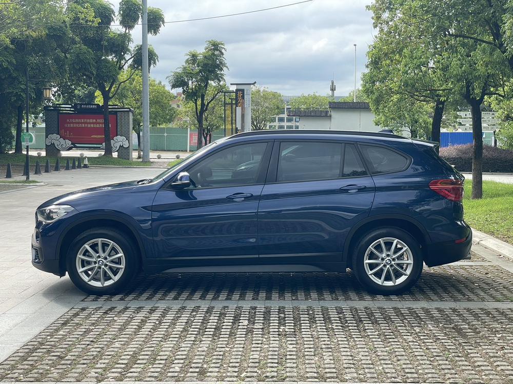 BMW X1 2019 #4 BMW X1 2019 car image #4