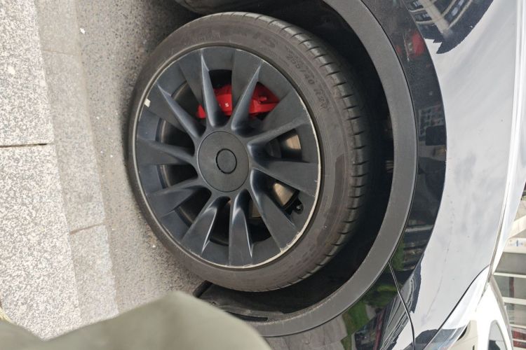 Tesla Model Y 2022 #9 Tesla Model Y 2022 car image #9