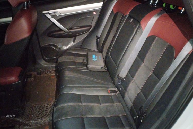 GEELY Coolray 2022 car image #19