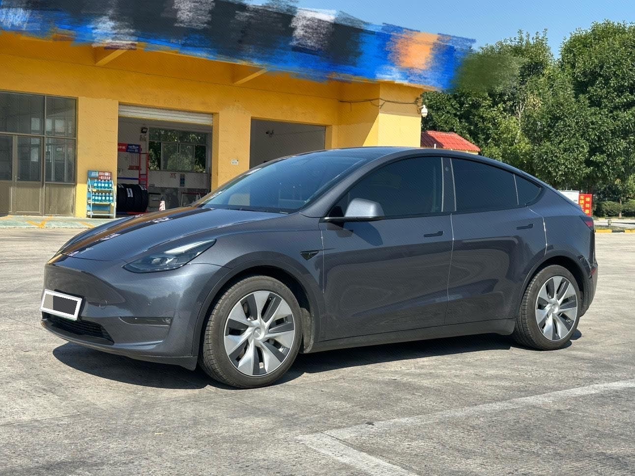 Tesla Model Y 2021 Tesla Model Y 2021 car image