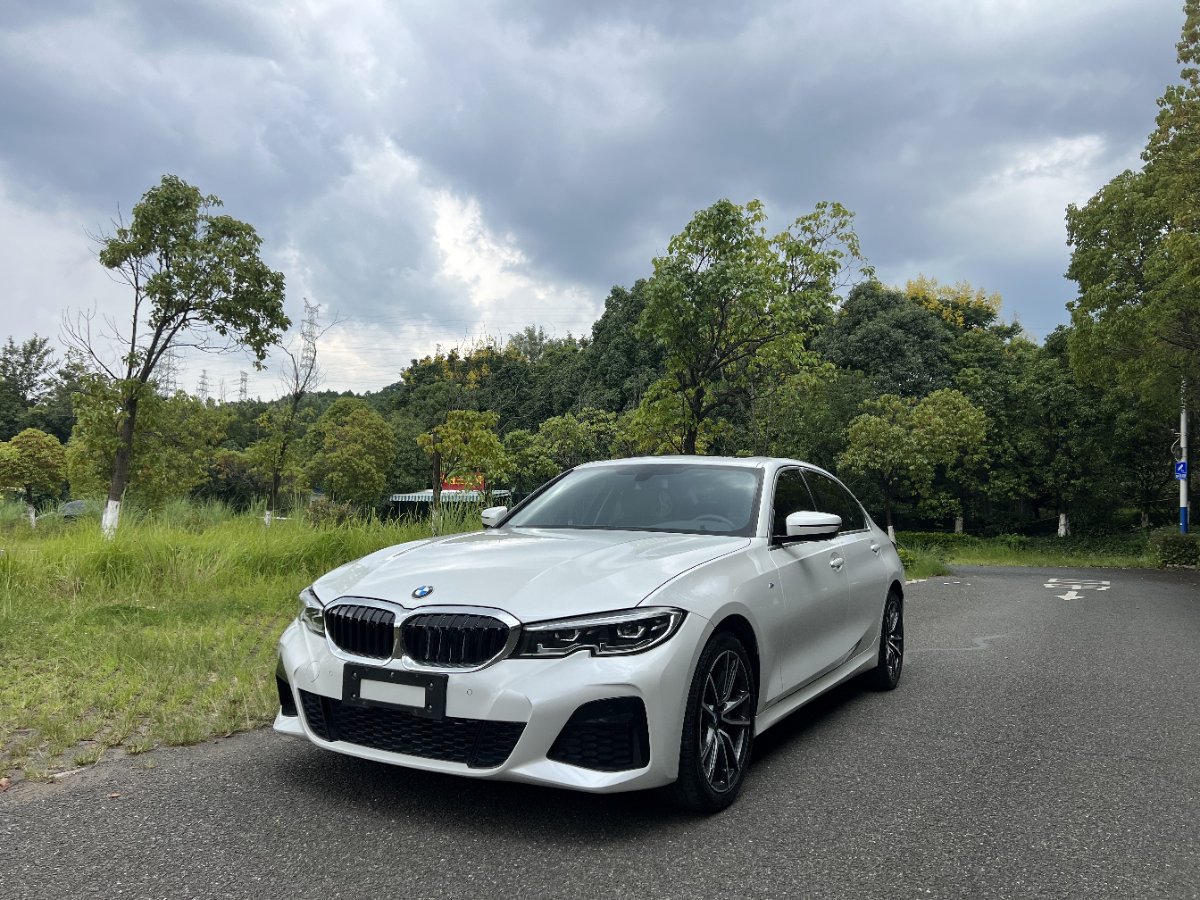 BMW 3 Series 2022 car image 