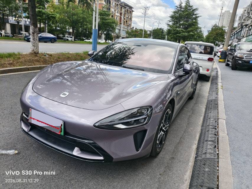 MI SU7 2024 car image 