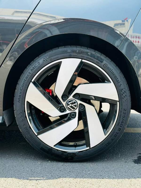 大众 高尔夫GTI 2026 汽车图片 #9