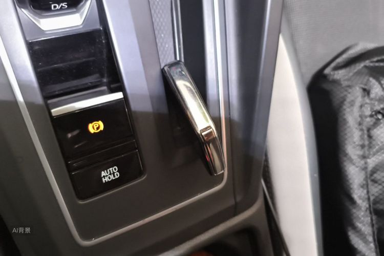 Volkswagen Golf 2021 car image #10
