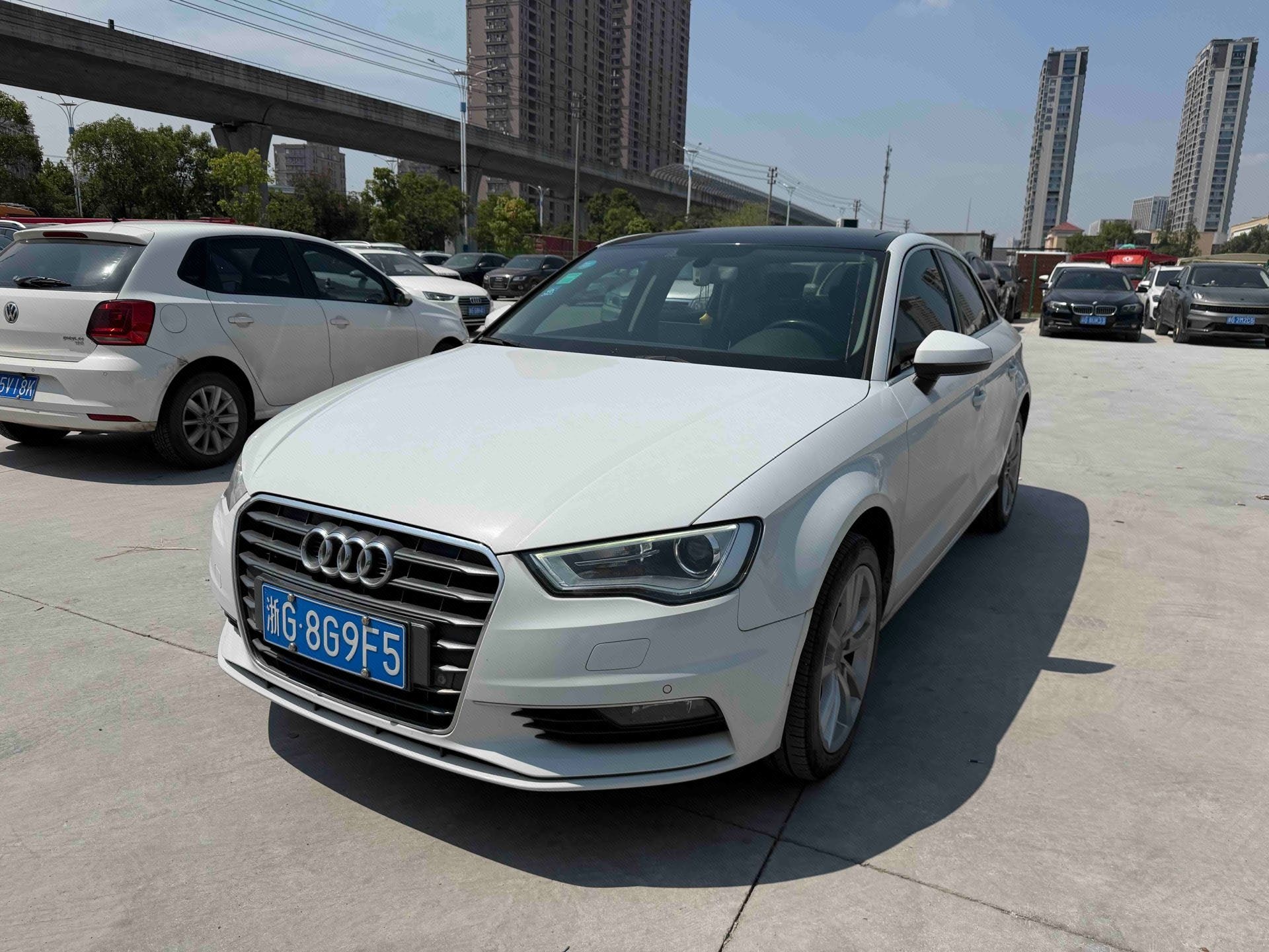 2016 2016 car image