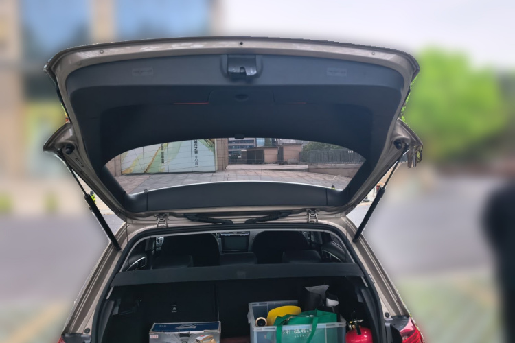 Volkswagen Golf 2018 car image #21