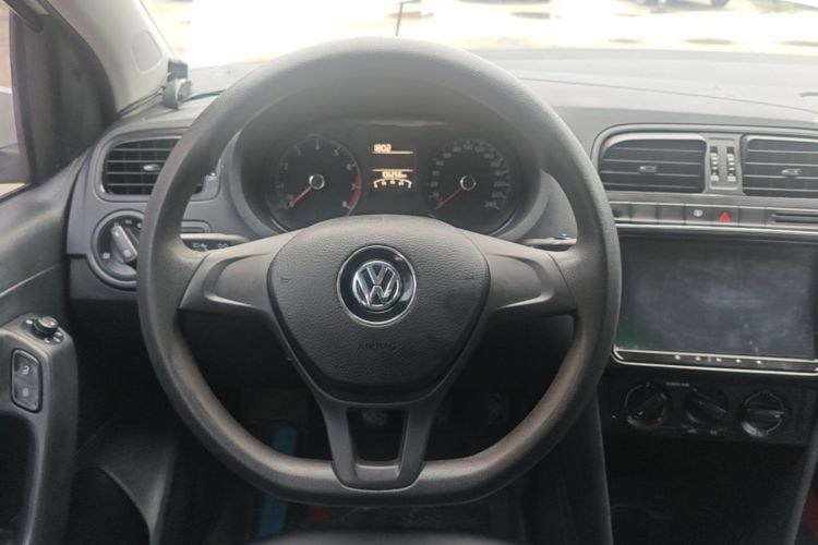 Volkswagen Polo 2016 #11 Volkswagen Polo 2016 car image #11