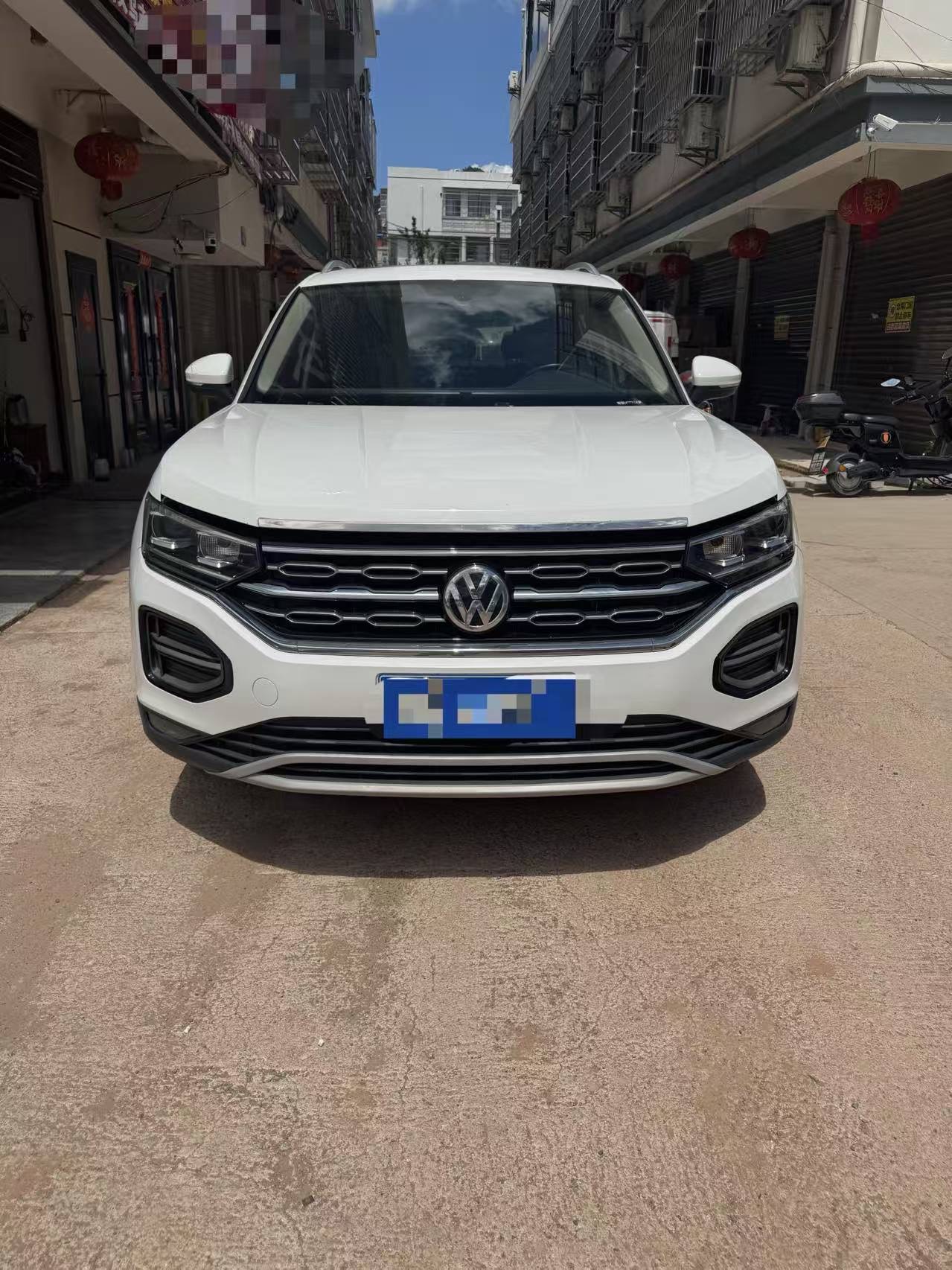 Volkswagen Tayron 2019 Volkswagen Tayron 2019 immagine di auto