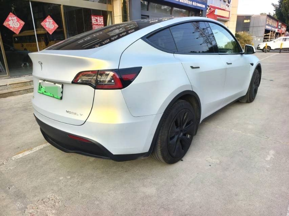 Tesla Model Y 2024 #7 Tesla Model Y 2024 immagine di auto #7