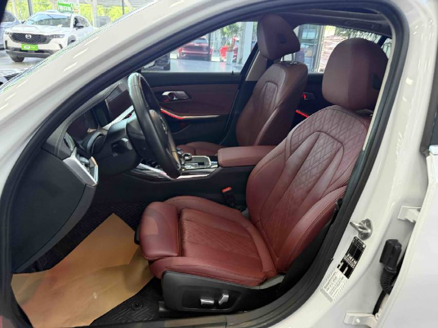 BMW 3 Series 2022 car image #4