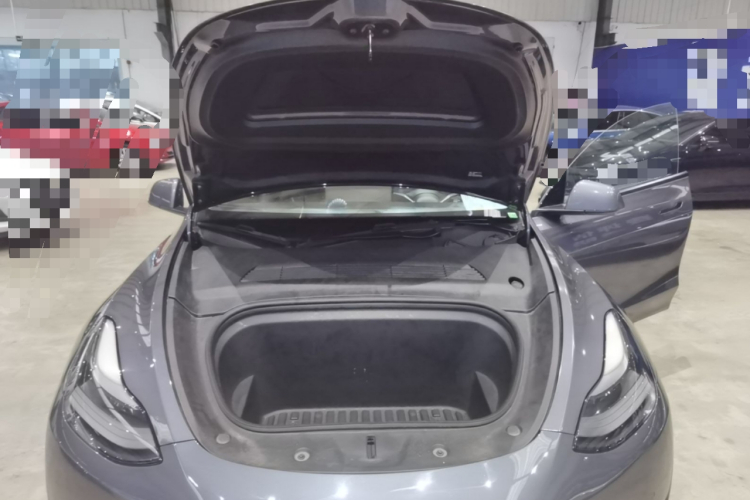 Tesla Model Y 2021 #20 Tesla Model Y 2021 car image #20