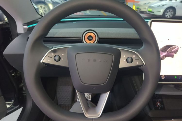 Tesla Model 3 2024 #11 Tesla Model 3 2024 car image #11