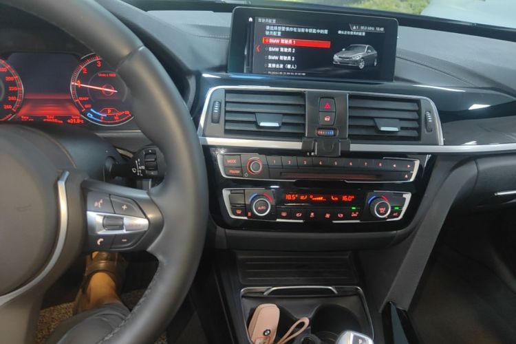 BMW 3 Series GT 2020 car image #17