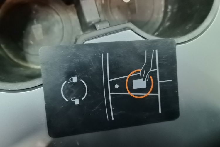 Tesla Model 3 2021 car image #14