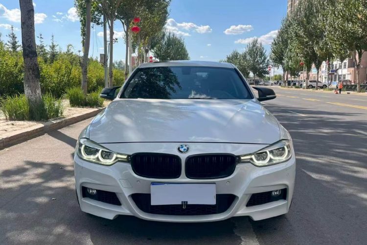 BMW 3 Series 2017 immagine di auto #3