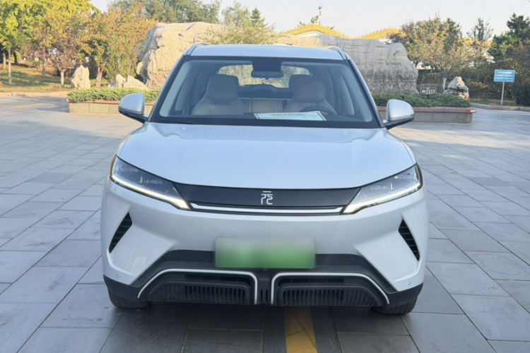 BYD YuanUP 2024 #8 BYD YuanUP 2024 immagine di auto #8