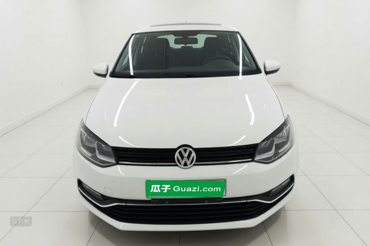 Volkswagen Polo 2019 car image #3