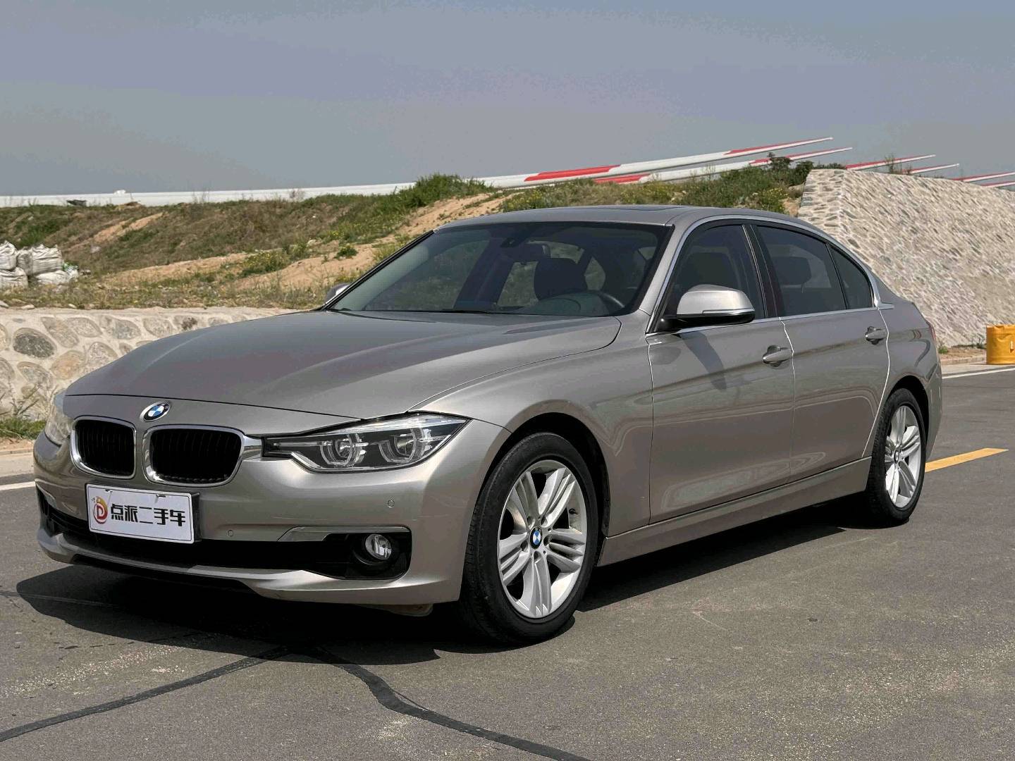 BMW 3 Series 2017 car image 