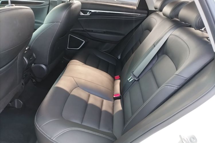 GEELY Emgrand GL 2021 car image #13