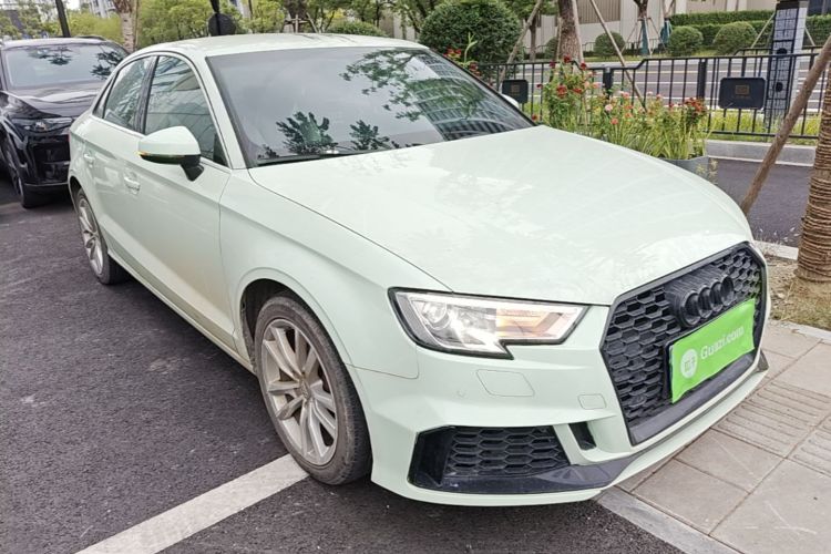 Audi A3 2018 immagine di auto #4