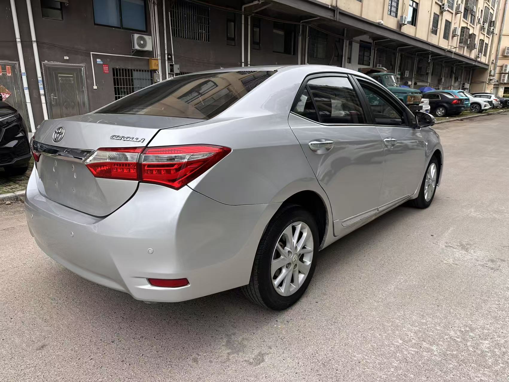 Toyota Corolla 2014 #9 Toyota Corolla 2014 car image #9