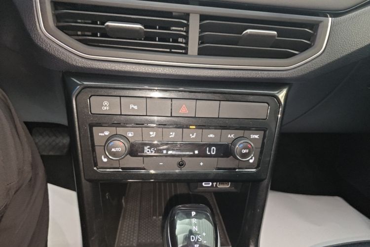 Volkswagen Tharu 2025 #13 Volkswagen Tharu 2025 imagen de coche #13
