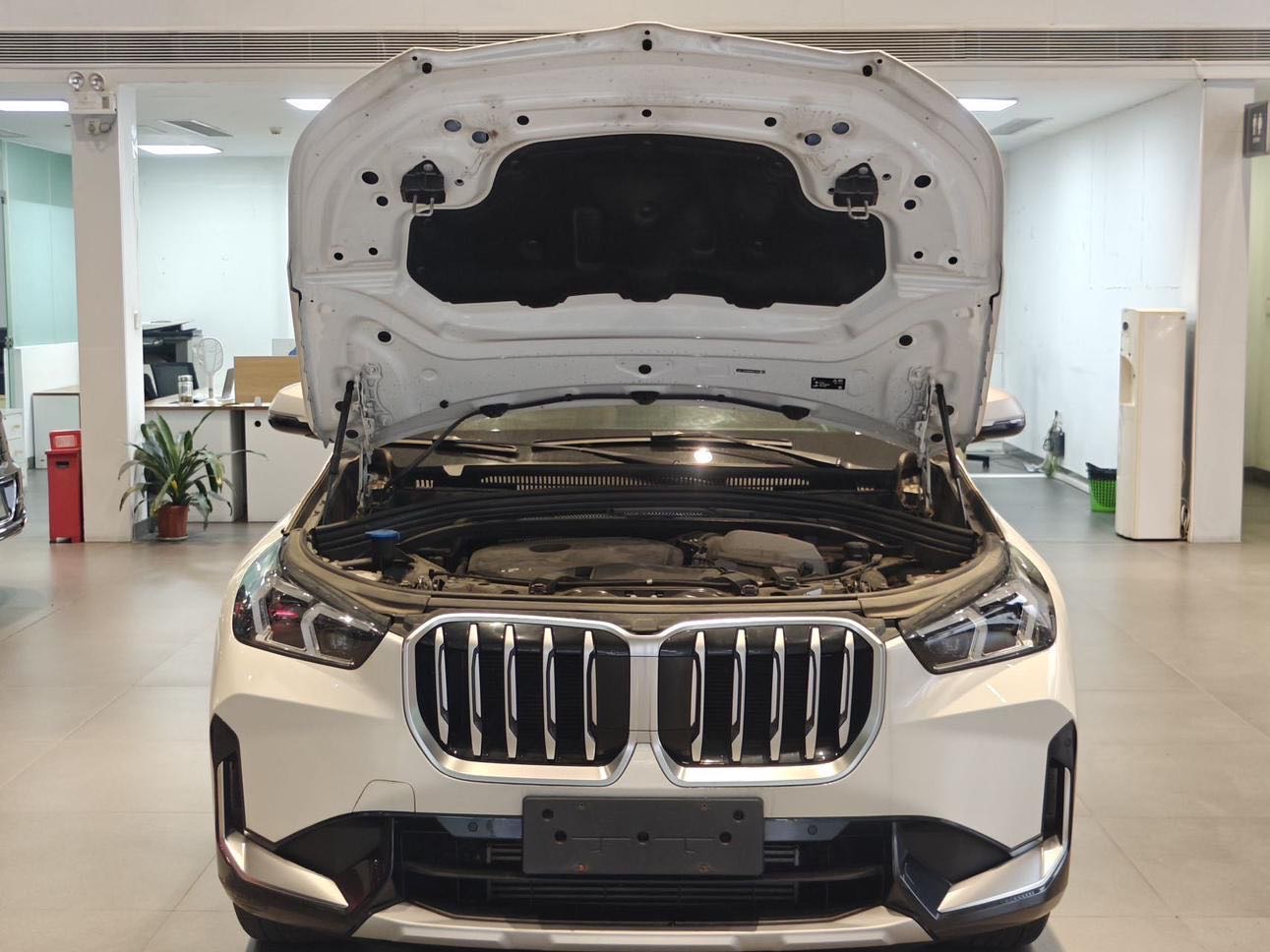BMW X1 2023 car image #18