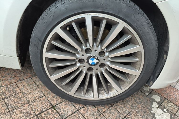 BMW 3 Series 2019 #9 BMW 3 Series 2019 car image #9