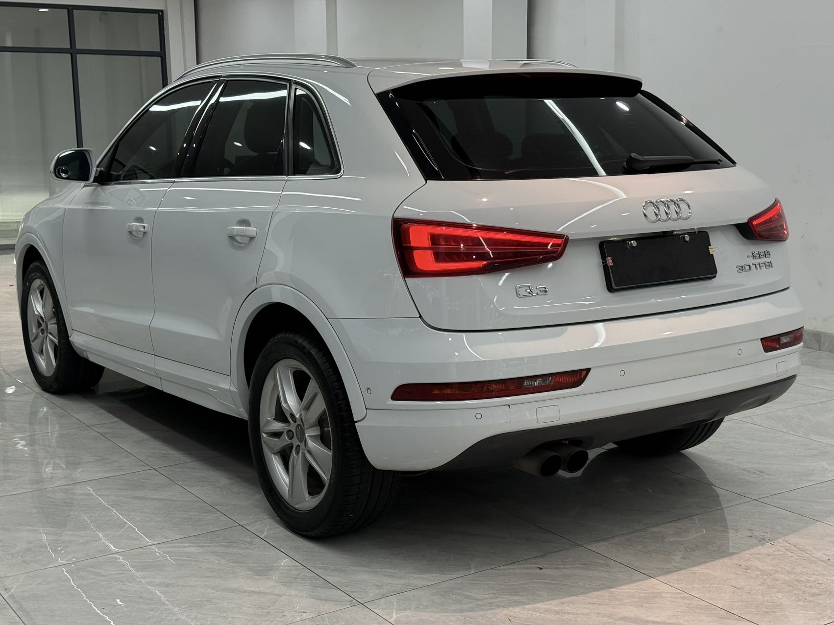 Audi Q3 2017 #6 Audi Q3 2017 car image #6