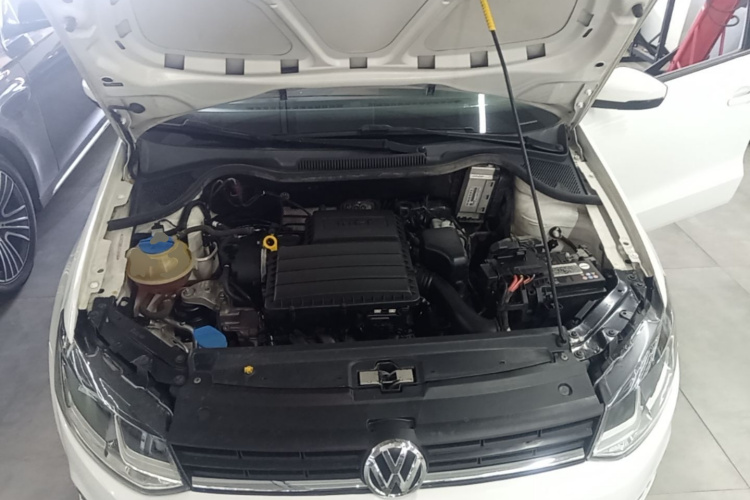 Volkswagen Polo 2019 car image #20