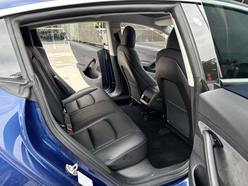 Tesla Model 3 (Imported) 2019 #8 Tesla Model 3 (Imported) 2019 car image #8