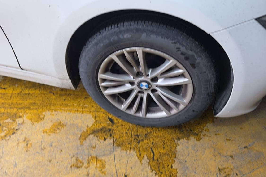 BMW 3 Series 2014 #9 BMW 3 Series 2014 car image #9