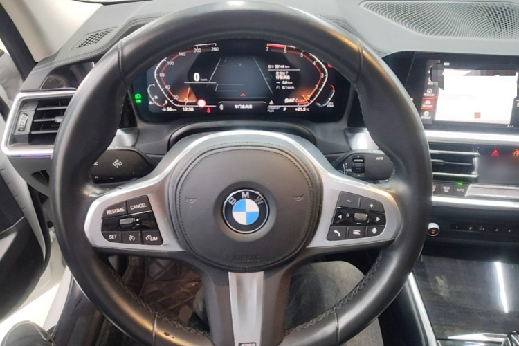 BMW 3 Series 2021 car image #11