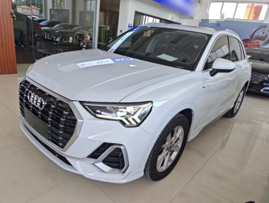 Audi Q3 2019 car image 
